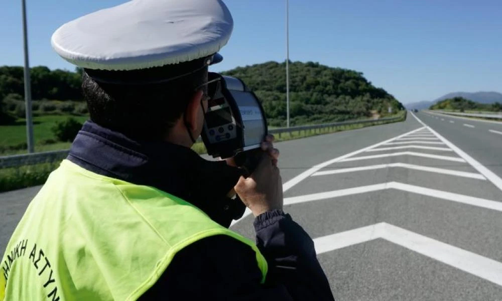 Τροχαία: 488 παραβάσεις τα Χριστούγεννα για οδήγηση με αλκοόλ